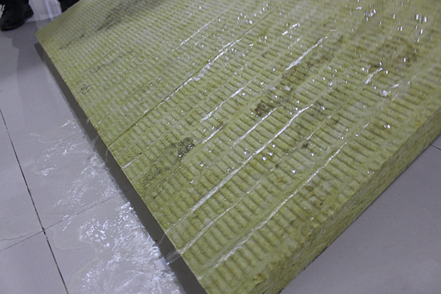 焦作岩棉板厂家说说特殊天气焦作岩棉板施工效果如何保证
